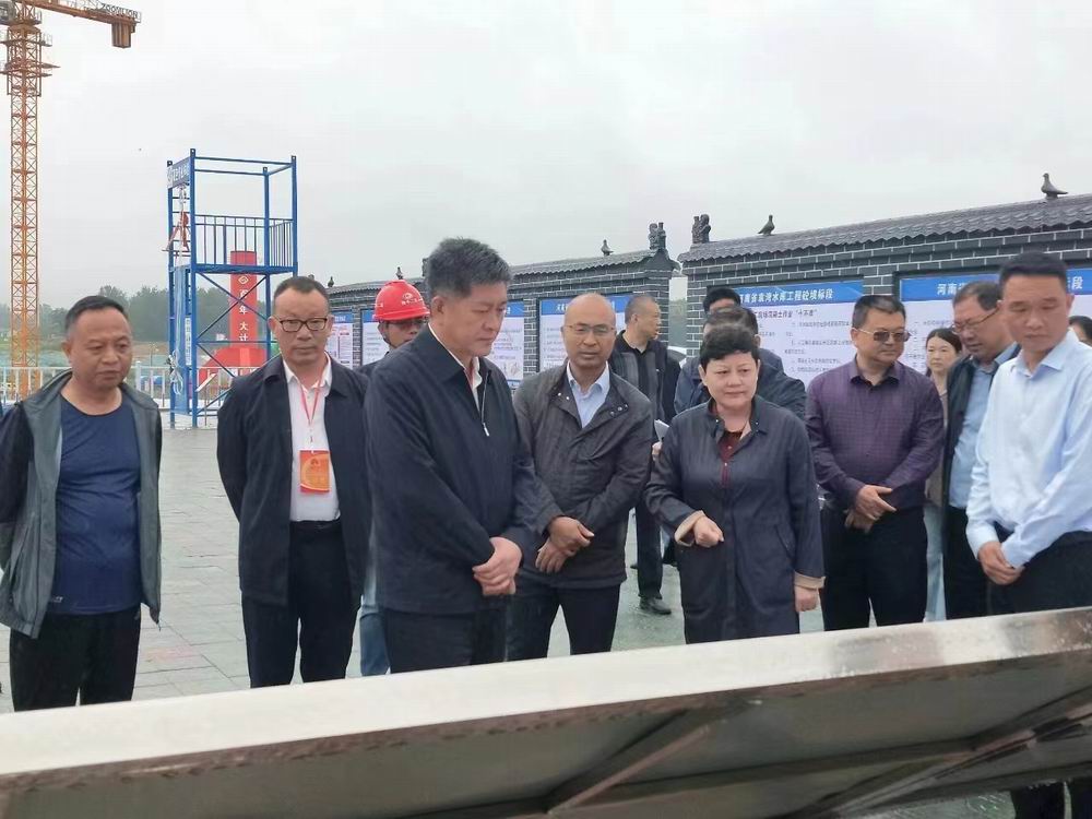 牢樹紅線意識 狠抓安全落實——河南永和建設(shè)集團(tuán)董事長孔德穩(wěn)參加安全生產(chǎn)“一法一條例一決定”執(zhí)法檢查